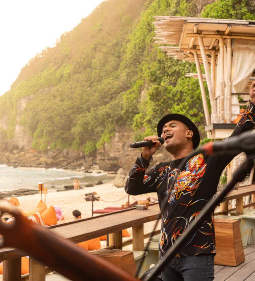 Sundays Beach Club Activities Live Music